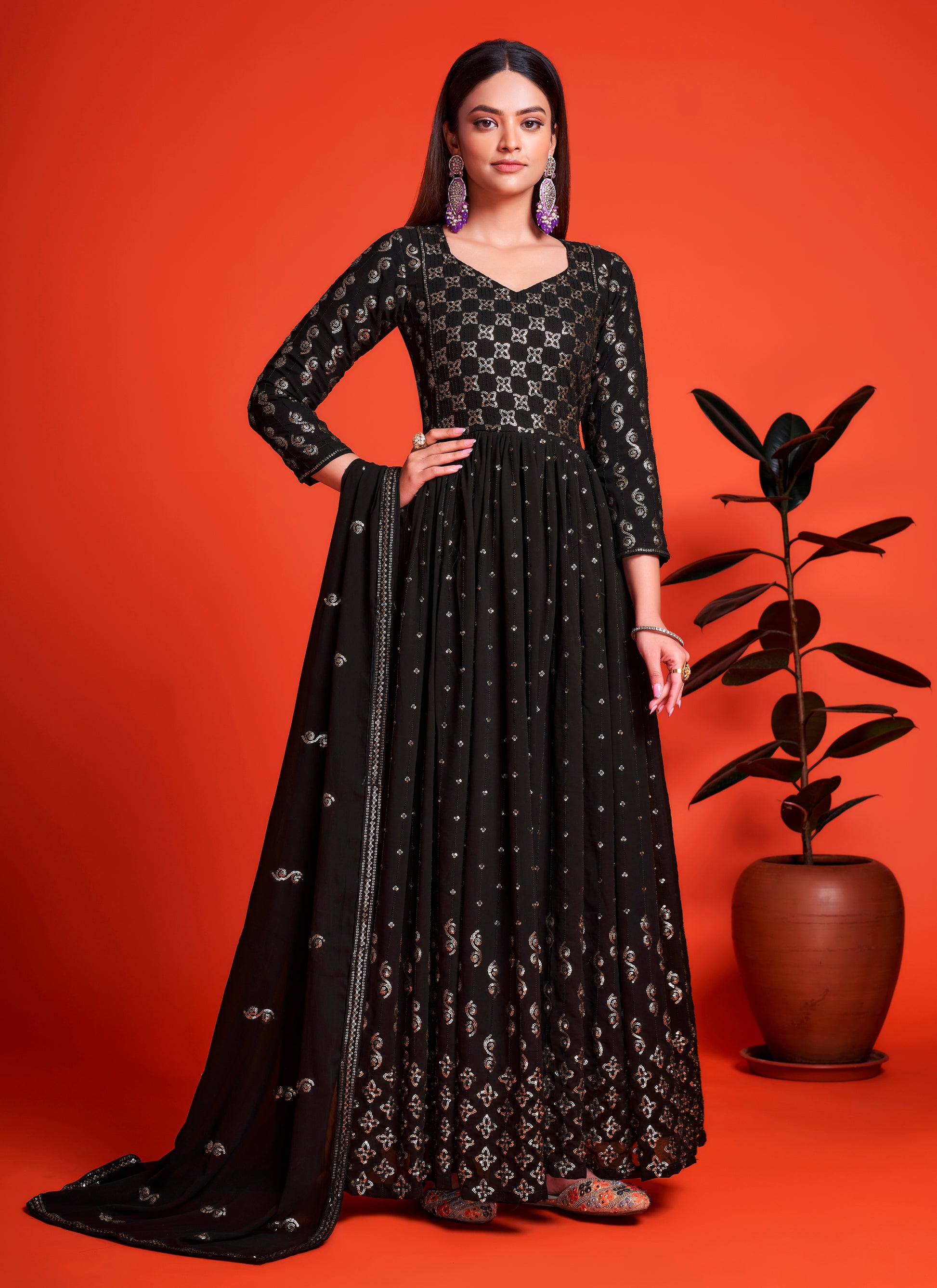 Designer Z Black Long Gown | Buy now and get 60% off Indian Rani Designer Z Black Long Gown | Buy now and get 60% off Indian Rani