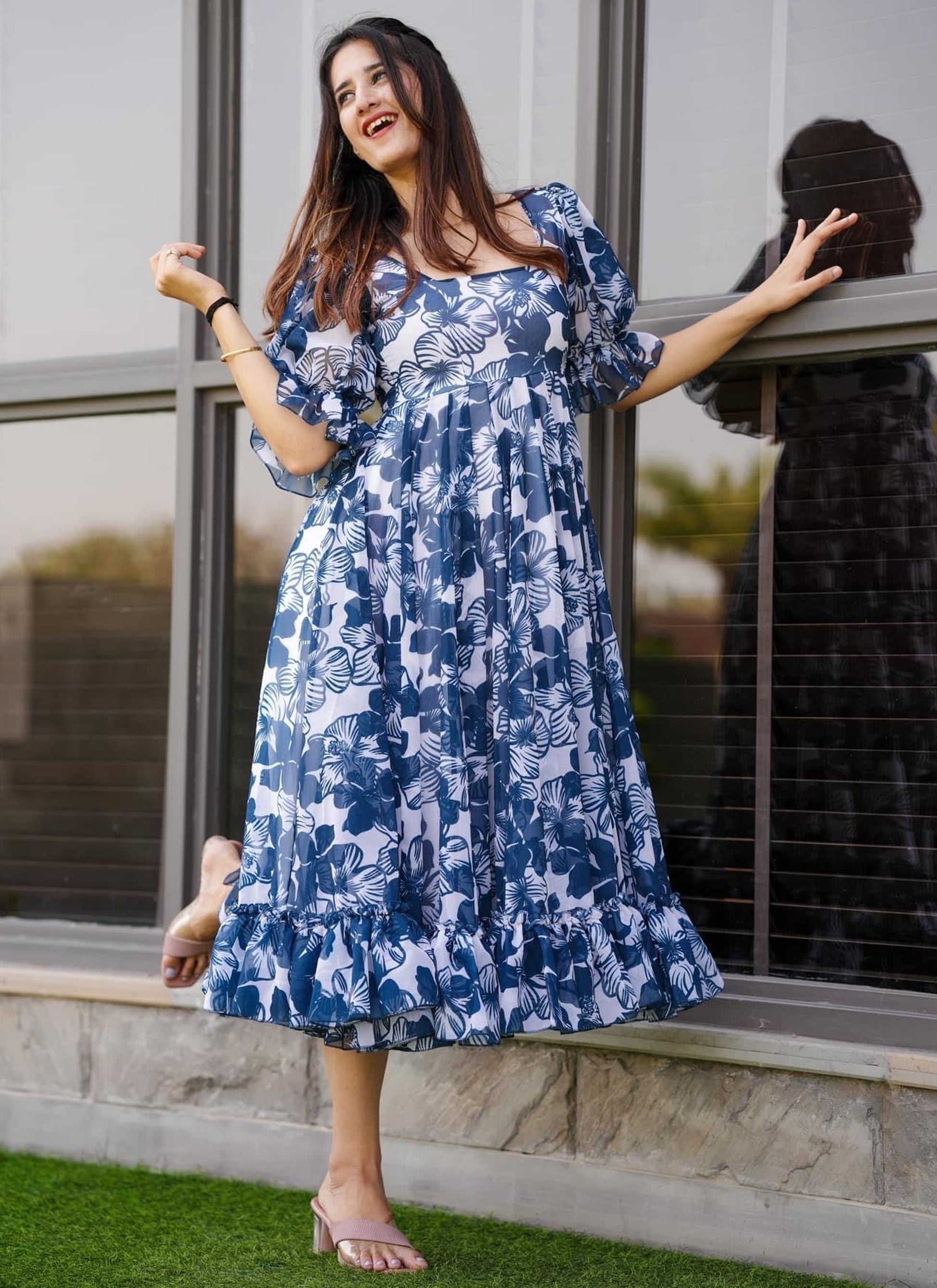 blue indian dress Velvet Hand Embroidered Gown with Banarasi Jacquard Ham XS / Blue Dry Clean Only Features a navy blue gown in raw silk base with pearl and mirror hand embroidery Royal blue!!!